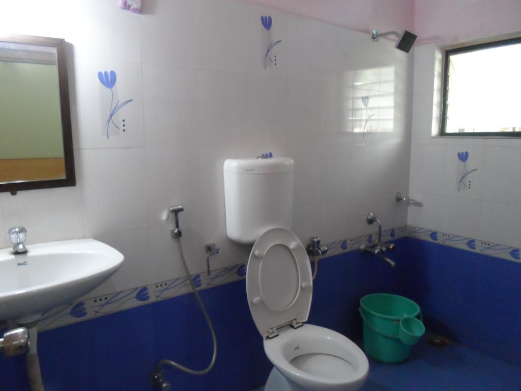 Hotel Pasuparthy Residency Tirupati Esterno foto